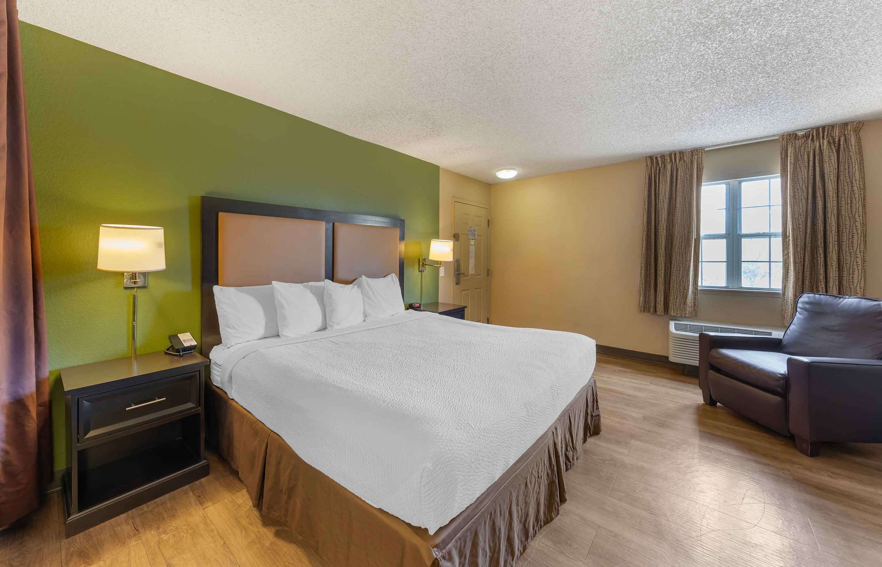Extended Stay America Suites - Bakersfield - California Avenue - Bakersfield - Bedroom