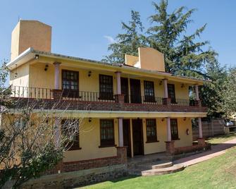 Finca Marix, Villa del Carbón - Villa del Carbón - Edificio