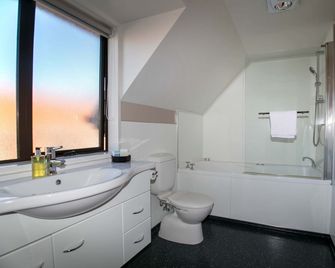 Allan Court Motel - Dunedin - Kylpyhuone
