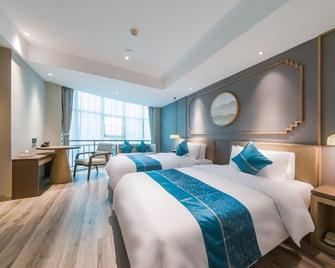 Fairyland Hotel - Chuxiong - Bedroom