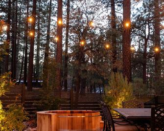 Np Boutique Lodge - Big Bear Lake - Patio