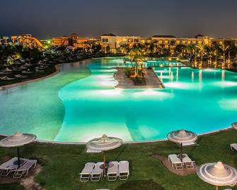 Jaz Aquamarine Resort - Hurghada - Piscina