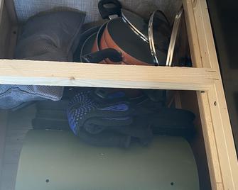 The Little Camper - site guaranteed but Resort fee extra! - Oceano - Bedroom
