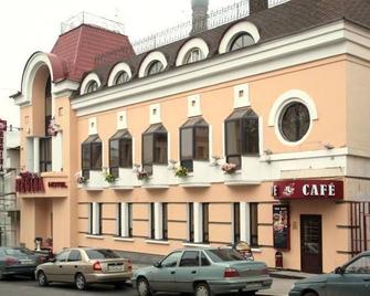 Regina Na Universitetskoy-New - Kazan - Building