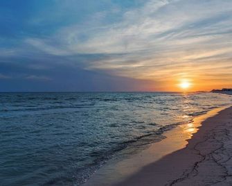 On a Scenic Dune Lake in Seagrove ~ Dog Friendly - Santa Rosa Beach - Strand