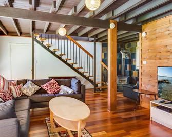 Shanti at Hyams Beach - Hyams Beach - Salon