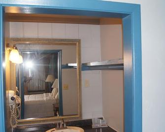 Stone Inn Motel - Siloam Springs