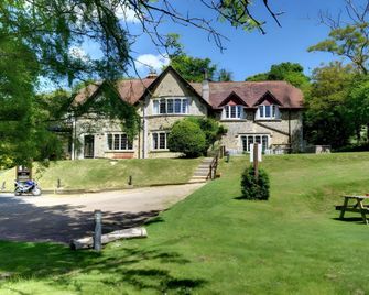 YHA Beer - Seaton - Building