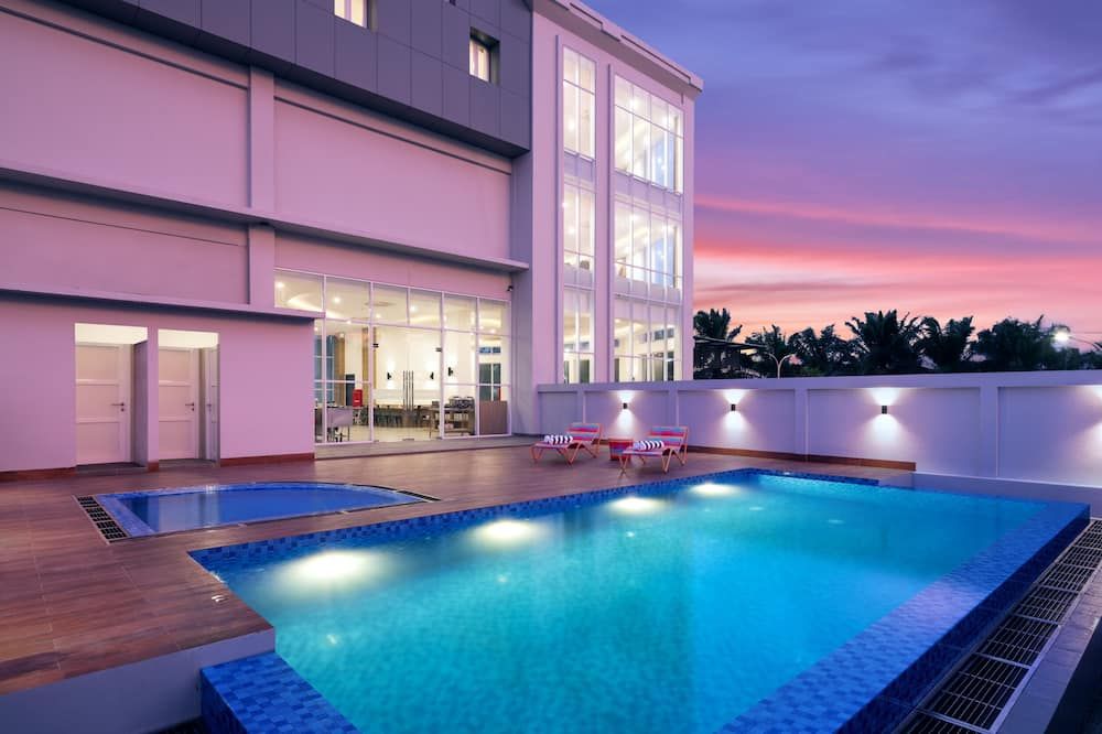 Favehotel Kediri - Kediri - Pool