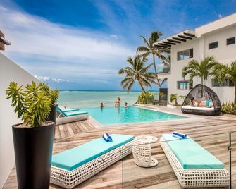 Crystal Blue Lagoon Villas - Rarotonga - Pool