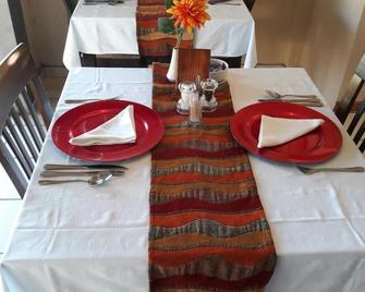 African Dreams Bed And Breakfast - East London