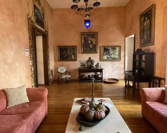 Nass Casa Del Aguila - קואנקה - סלון