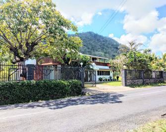 Apia Inn - Apia - Building