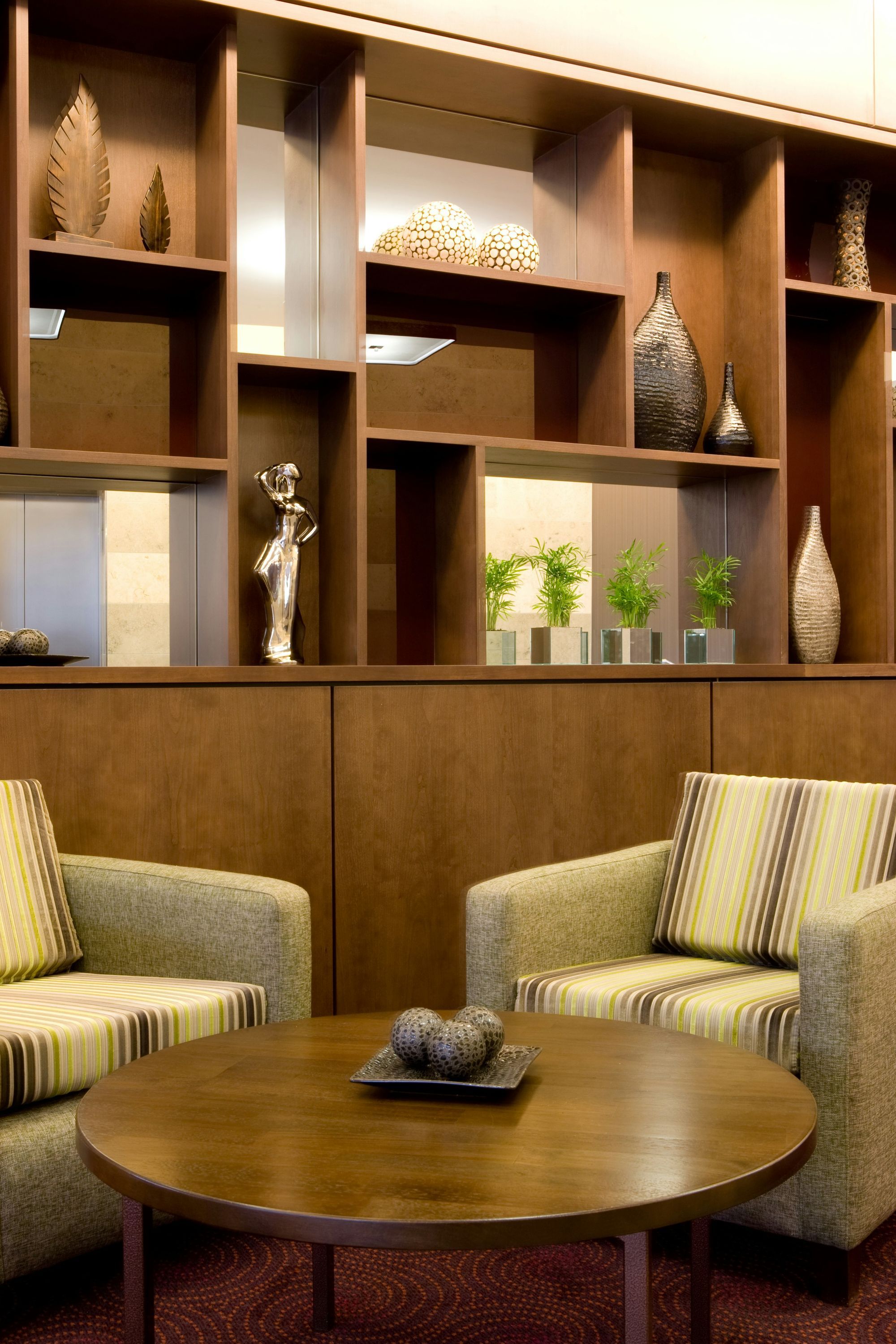 ليوناردو هوتل ديربي - ديربي - ردهة