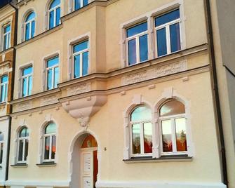 Ferienwohnungen Plauen - Plauen - Gebäude