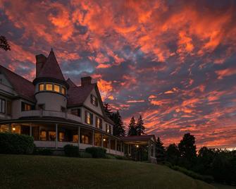 Idlwilde Inn - Watkins Glen - Gebäude