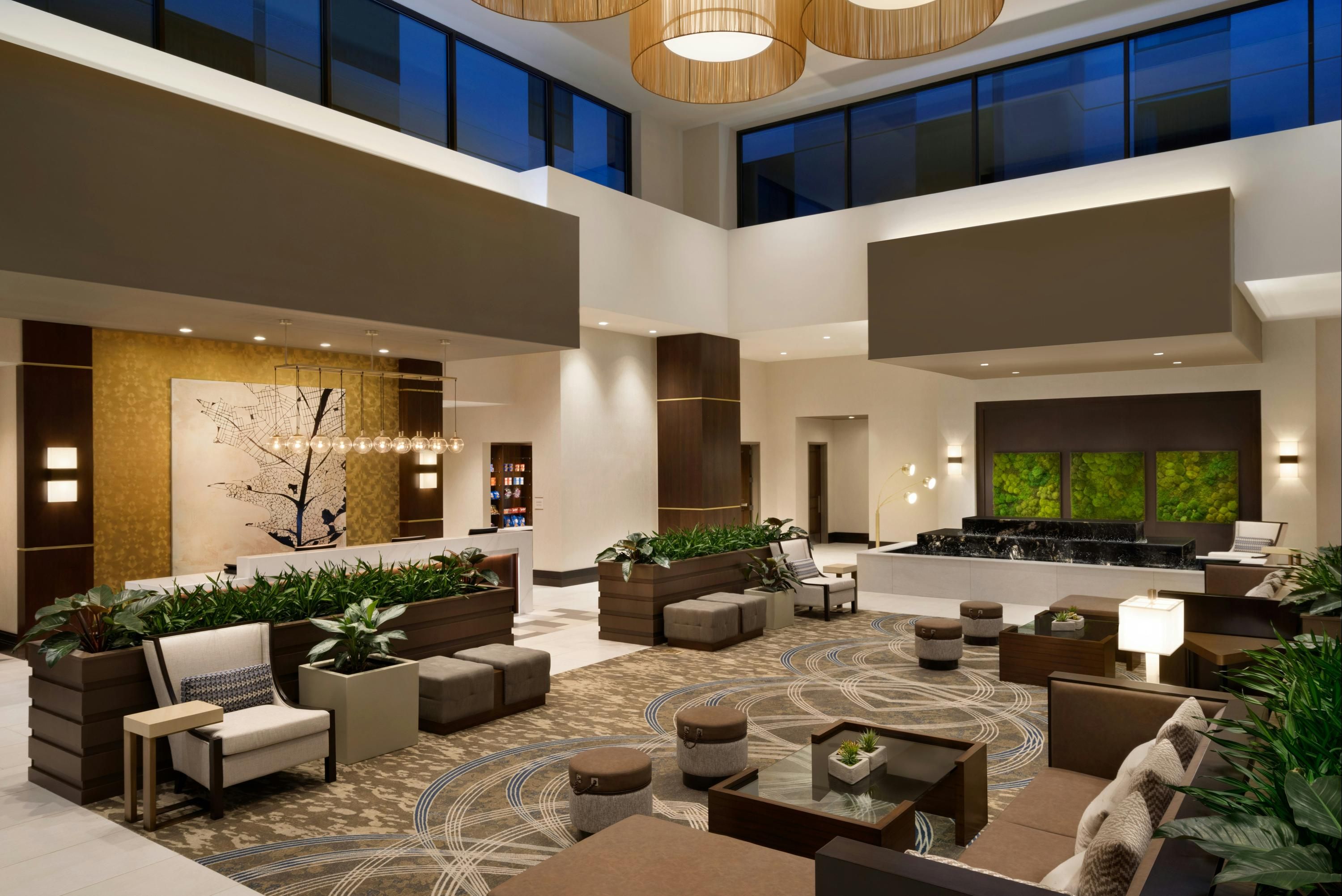 Embassy Suites Syracuse Destiny USA - סיראקוז - לובי