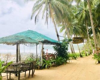 Catian beach - El Nido - Patio