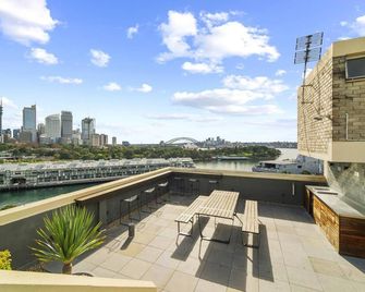 Heart Of The City Minutes From Macleay Street - Sydney - Balcony