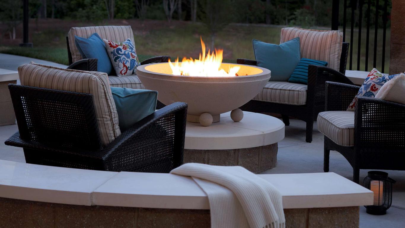 حياة هاوس رالي دورهام إيربورت