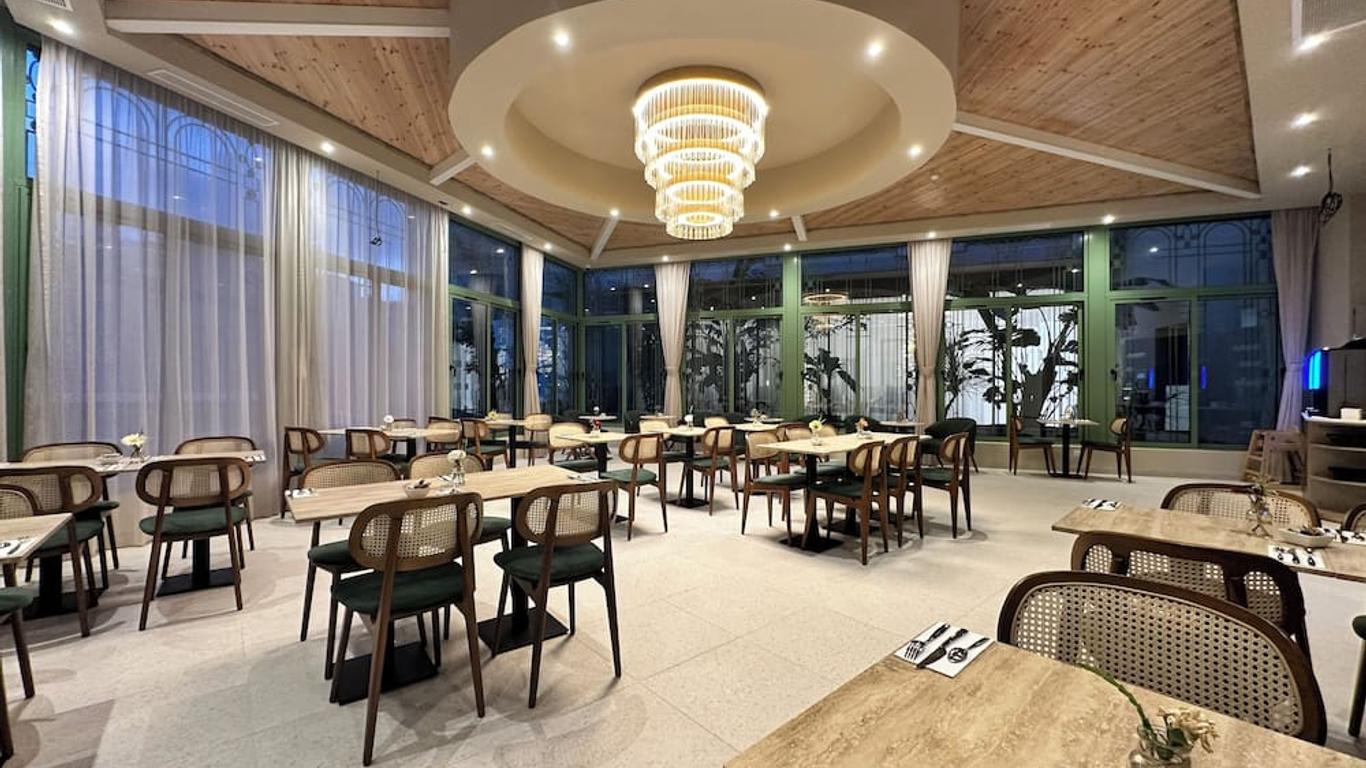 Hotel Ambassador, completely renovated