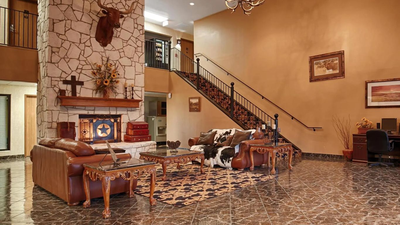 Texan Inn By OYO Beeville Us-181