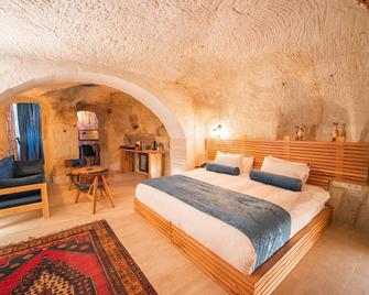 Agarta Cave Hotel - Cavusin - Bedroom