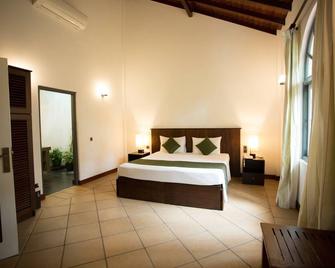 The Villa Green Inn - Negombo - Bedroom