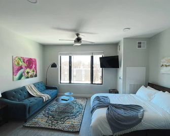 Sleepover Studio Apartments Des Moines - Des Moines