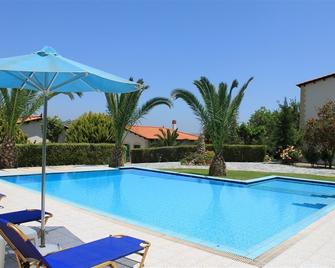 Aspalathos Villas - Georgioupoli - Piscina