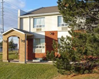 Vaughan Inn - Vaughan - Building