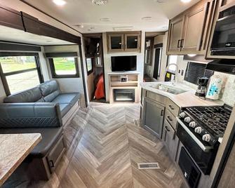 Bonanza Camping Resort - Wisconsin Dells