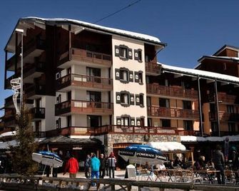 Studio Cabine 4 Pers. Ski aux Pieds Balcon Sud Animaux Ok - FR-1-502-517 - Tignes - Edificio