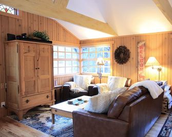 River Bend Mountain Retreat - Lyons - Sala de estar