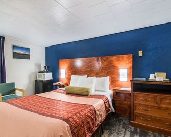 Highland Inn New Cumberland - New Cumberland - Bedroom