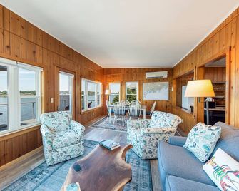 Sunset Cottage - Capture Breathtaking Sunsets from this Beautiful Home - Bailey Island - Soggiorno