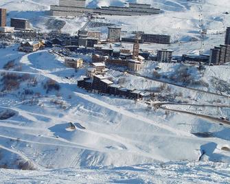 Beautiful apartment ski in ski out 6 people, free Wifi - Les Ménuires - Extérieur