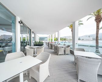 薩拉瑪科莫多洛海灘酒店 - 卡爾維亞 - 帕爾馬諾瓦 - 餐廳