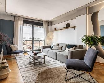 Llivia - 3 bedrooms and terrace in Almagro - Madrid - Living room