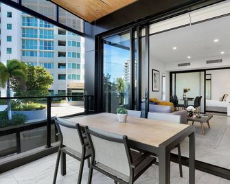 The Monterey Apartments by Urban Rest - Brisbane - Dining room