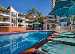 Le Beach Apartments - Burleigh Heads - Pool