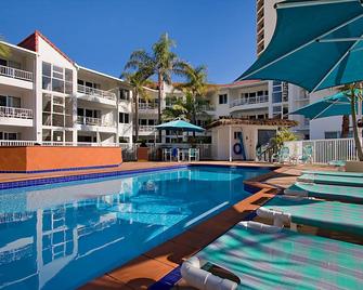 Le Beach Apartments - Burleigh Heads - Pool