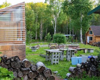 Quaint Rural Cabin Near Hatcher Pass - Wasilla