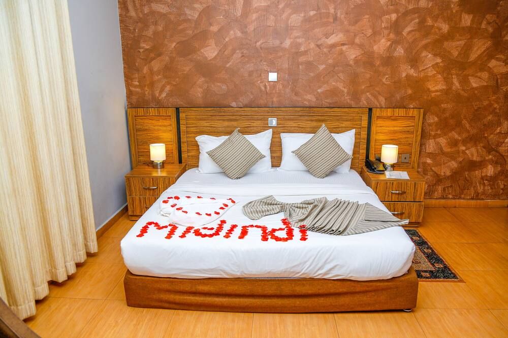 Midindi Hotel - אקרה - חדר שינה