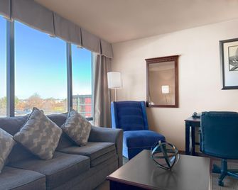 Holiday Inn South Plainfield-Piscataway By IHG - South Plainfield - Sala de estar