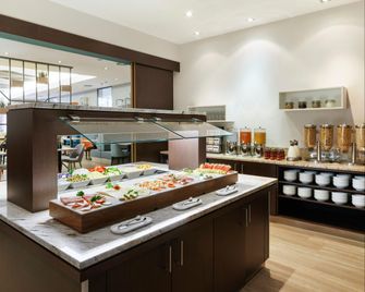Spark by Hilton Essen City Centre - Essen - Restaurante