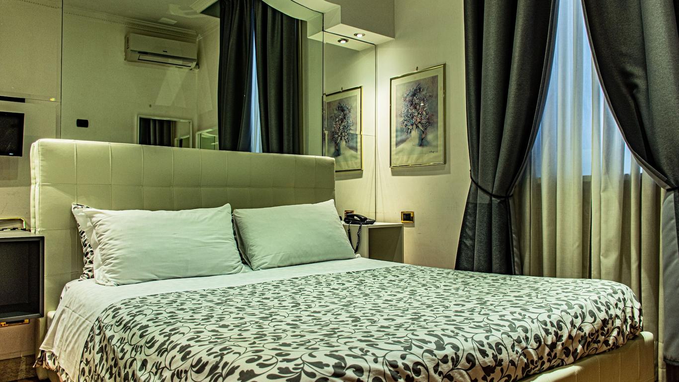 هوتل كانوفا