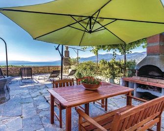 Apartment Tijan - Kastav - Patio