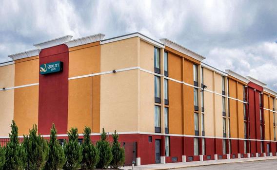 Quality Inn Terre Haute University Area 54 7 9 Terre Haute