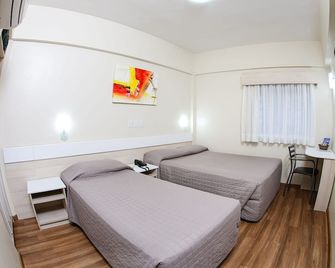 Hotel Express Rodoviária - Porto Alegre - Camera da letto